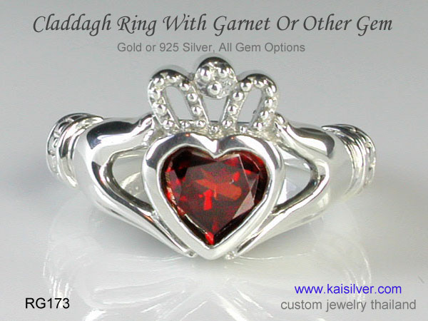 claddagh ring garnet red